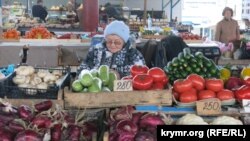 Продуктовый рынок в Феодосии, Крым, март 2022 года