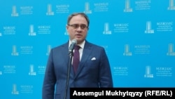 Роман Василенко, Қазақстан сыртқы істер министрінің орынбасары. Астана, 23 қараша 2022 жыл.