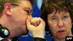 Catherine Ashton və Štefan Füle