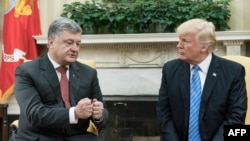 Петр Порошенко и Дональд Трамп (Вашингтон, 20 июня 2017 г.) 