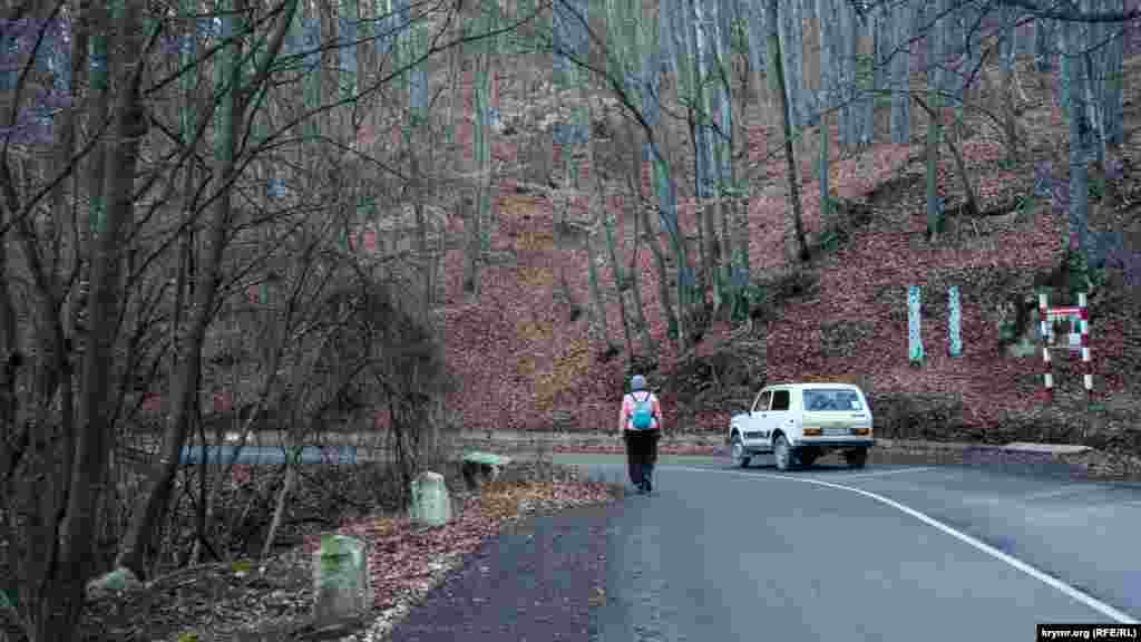 Автодорога Бахчисарай-Ялта ведет на плато Ай-Петри