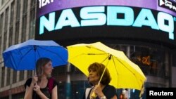 Рядом с NASDAQ, август 2013 года