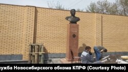 Установка памятника Сталину в Новосибирске