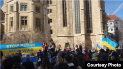 Митинг в Вене против войны в Украине