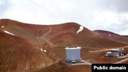 Телескоп JSMT (James Clerk Maxwell Telescope) на Гавайских островах